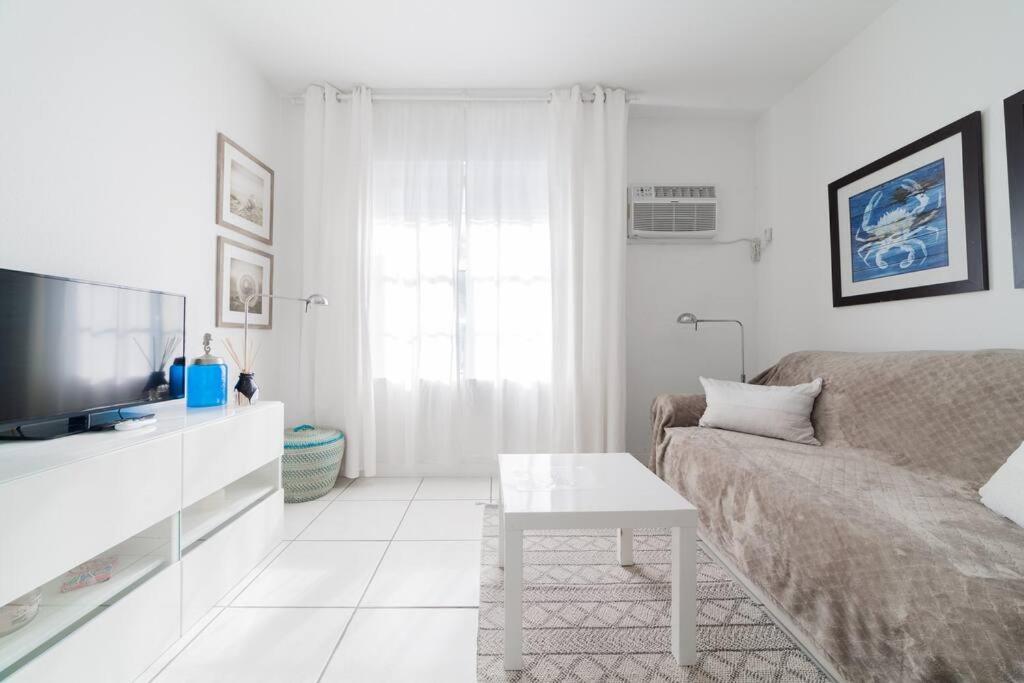 Beach Vibes Miami Beach Bagian luar foto